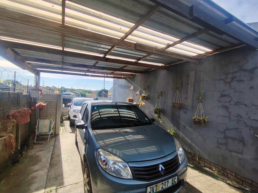 2 Bedroom Property for Sale in Sherwood Eastern Cape
